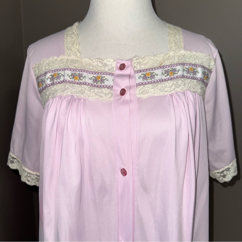 Vintage Pinehurst Lingerie Maxi Peignoir Pink Size M Nylon Sheer Robe Gown